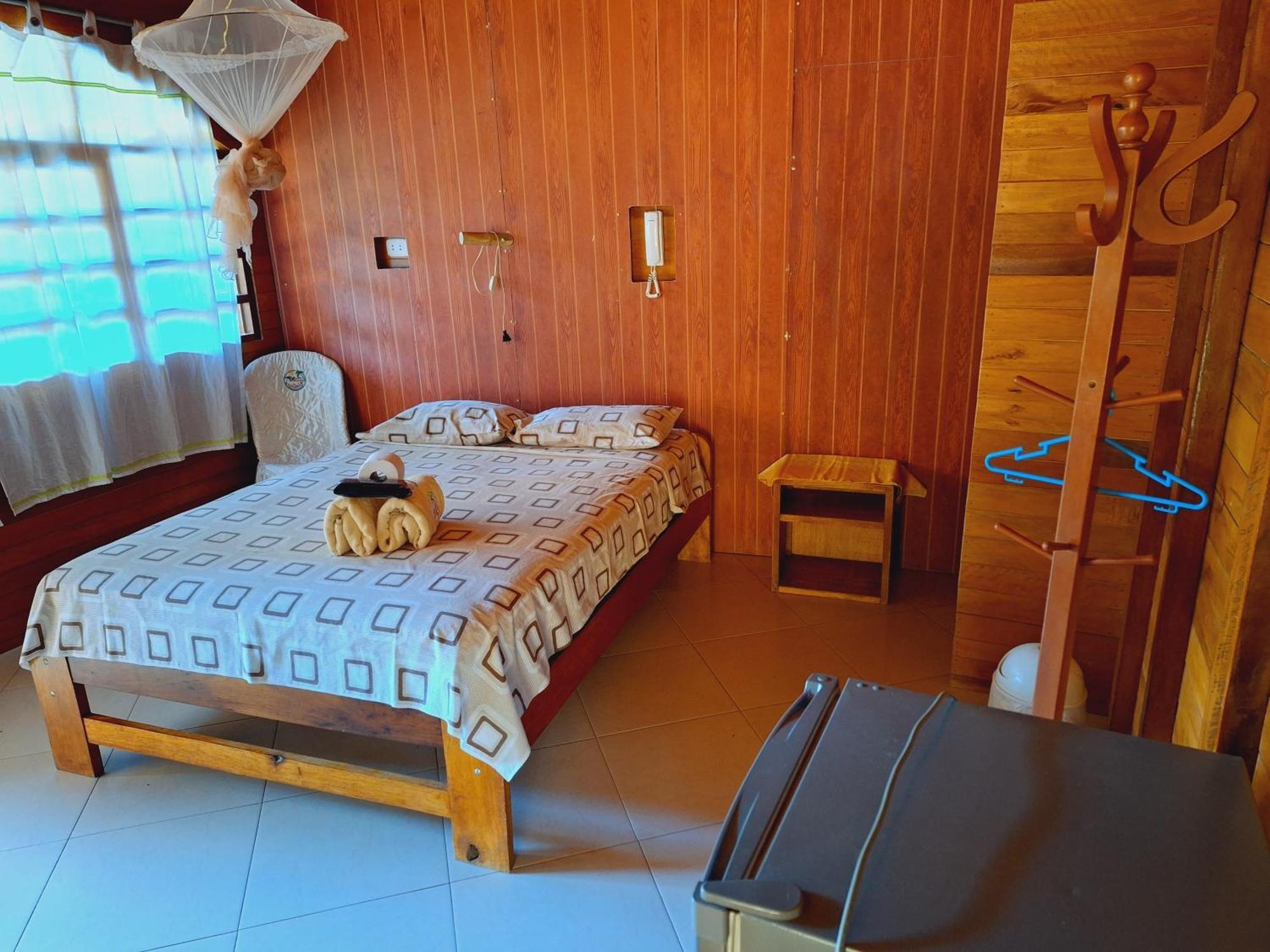 Madera Labrada Lodge Ecologico Tarapoto Exterior foto