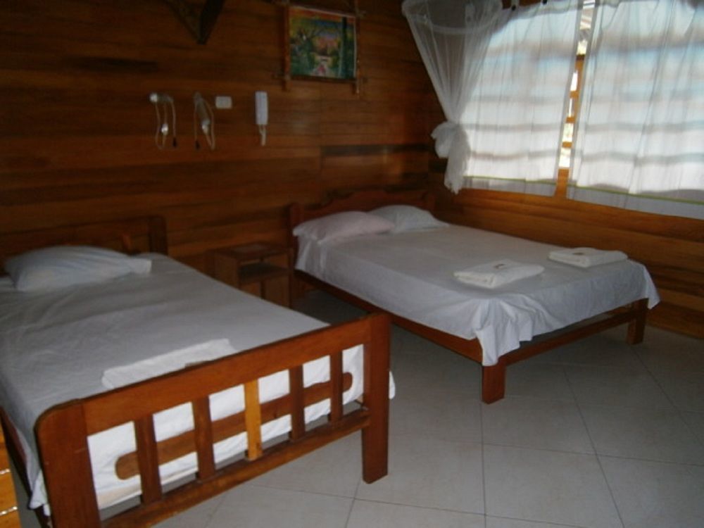Madera Labrada Lodge Ecologico Tarapoto Exterior foto